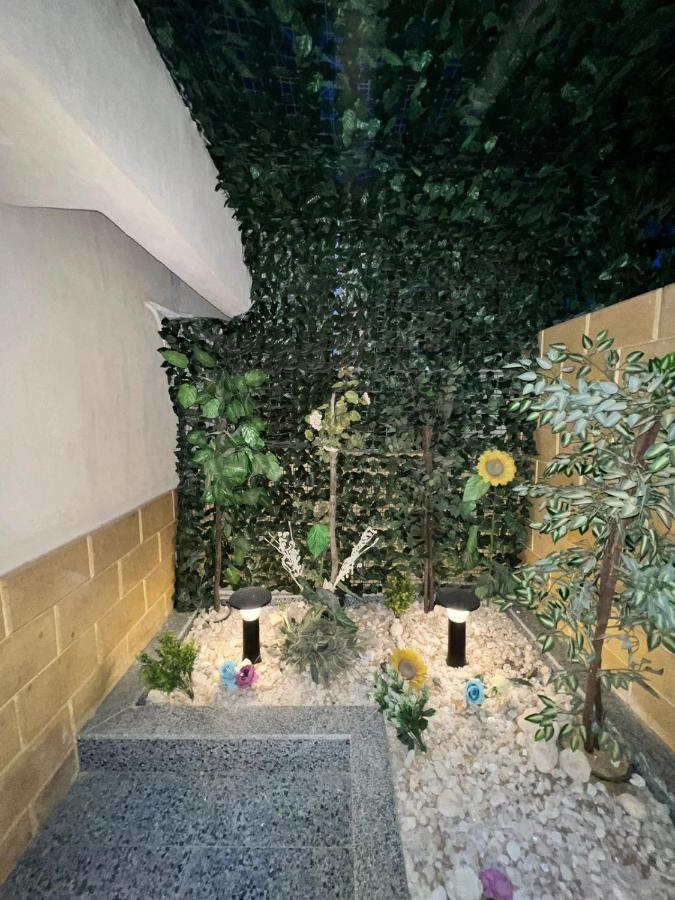 Luxury Flat With Garden And Private Entrance شقة فاخرة بحديقة و مدخل خاص Cairo Ngoại thất bức ảnh