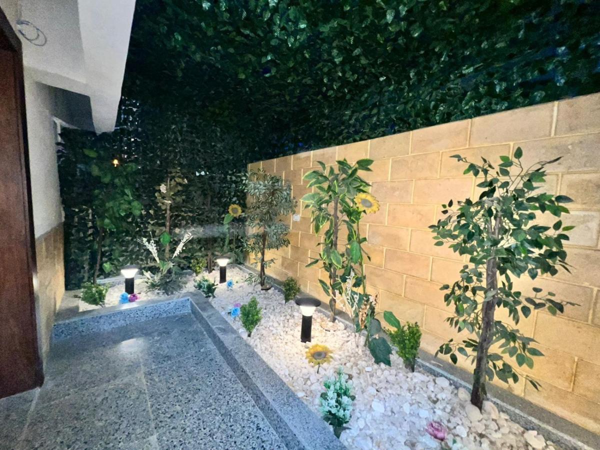 Luxury Flat With Garden And Private Entrance شقة فاخرة بحديقة و مدخل خاص Cairo Ngoại thất bức ảnh
