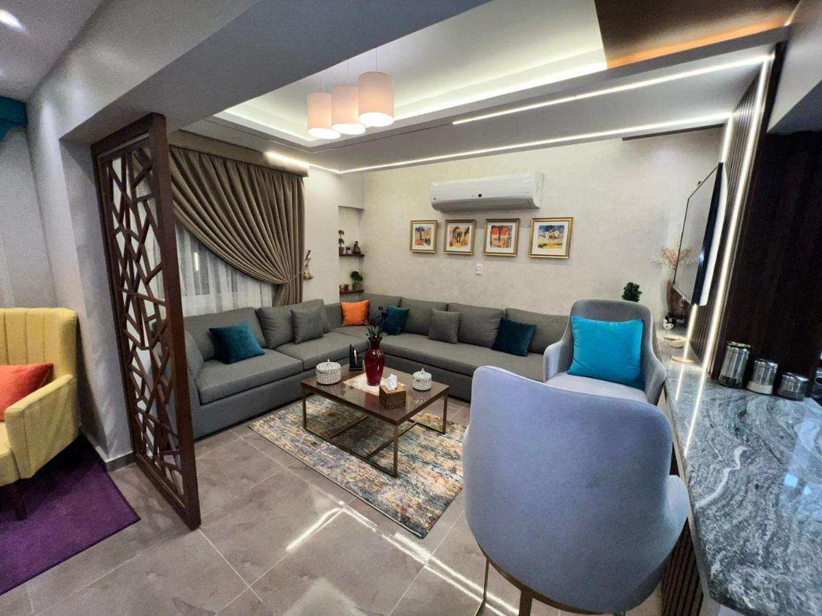 Luxury Flat With Garden And Private Entrance شقة فاخرة بحديقة و مدخل خاص Cairo Ngoại thất bức ảnh