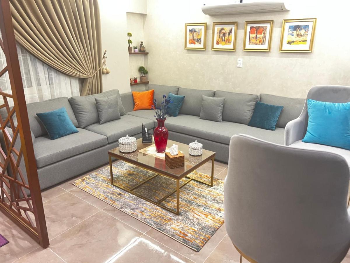 Luxury Flat With Garden And Private Entrance شقة فاخرة بحديقة و مدخل خاص Cairo Ngoại thất bức ảnh