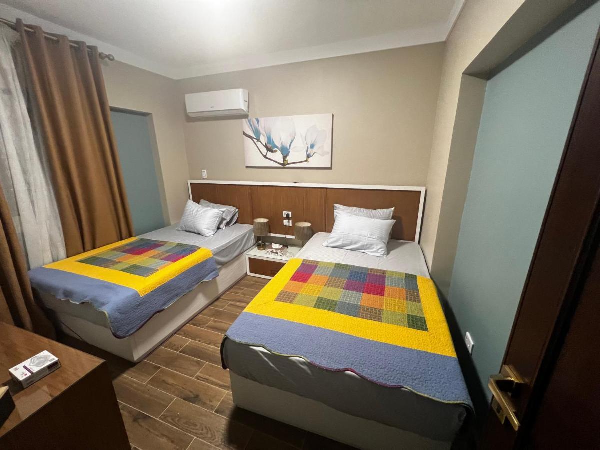Luxury Flat With Garden And Private Entrance شقة فاخرة بحديقة و مدخل خاص Cairo Ngoại thất bức ảnh